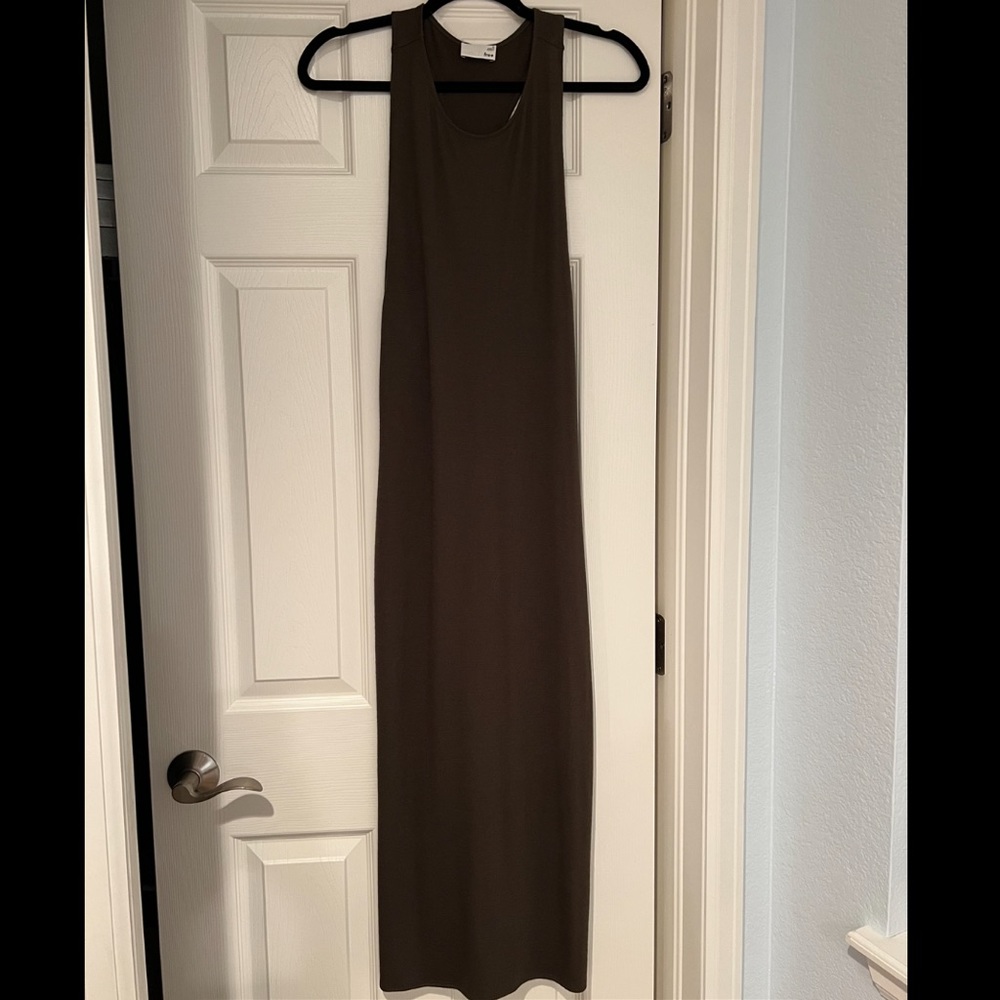 Aritzia Wilfred Free Olive Green Racerback Midi Dress
